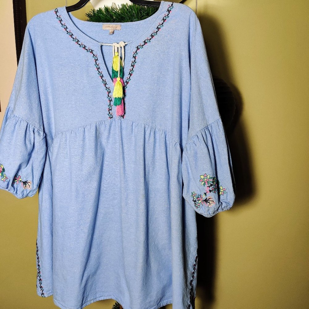Plus size Wonderly Chambray Top